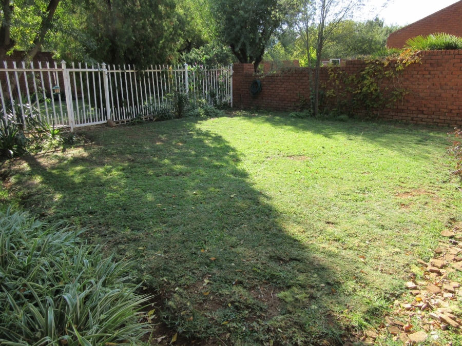 2 Bedroom Property for Sale in Langenhovenpark Free State